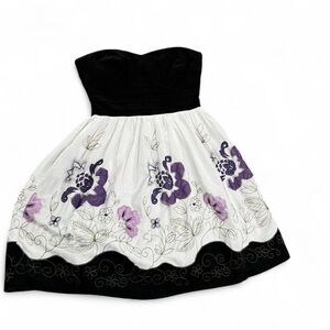 Y2K Trixxi Black Strapless Floral Skater Dress - Black & White Purple Flowers